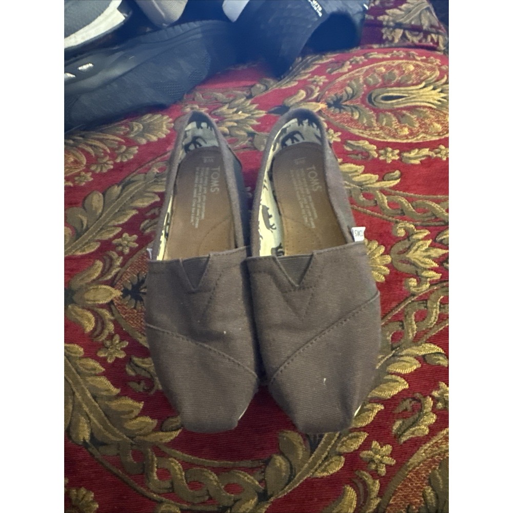 TOMS CLASSIC CANVAS FLATS  SHOES WOMENS SIZE 6